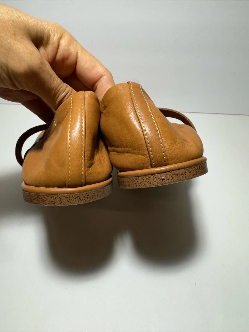Lucky Brand Walnen Mary Jane Tan Leather Ballet Flats Elastic Strap Size 8.5